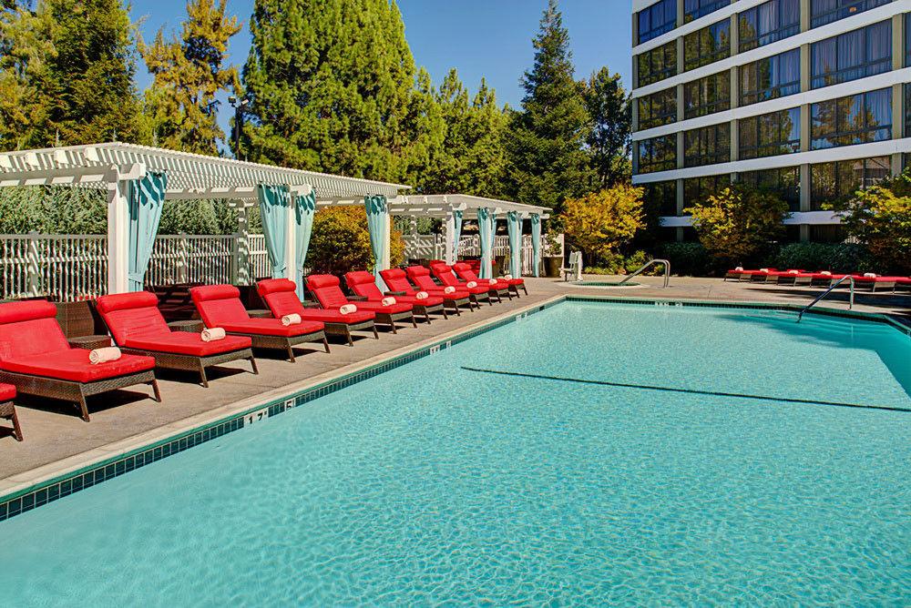 Pleasanton Marriott Hotel Exterior photo